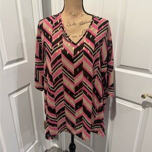 New With Tags Jade Pink and Black Chevron Tunic